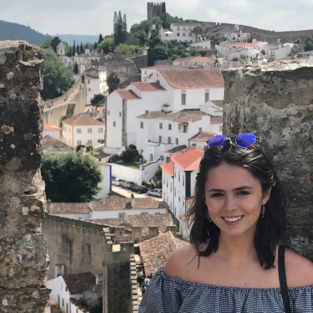 Meet your Posher, Emily